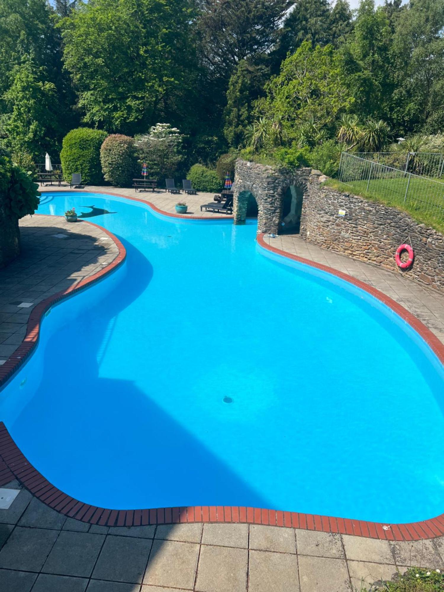 Hollyhocks Holiday Home- 2 Bedroomed Ground Floor Apartment Sleeps 5 Ivybridge Exterior photo